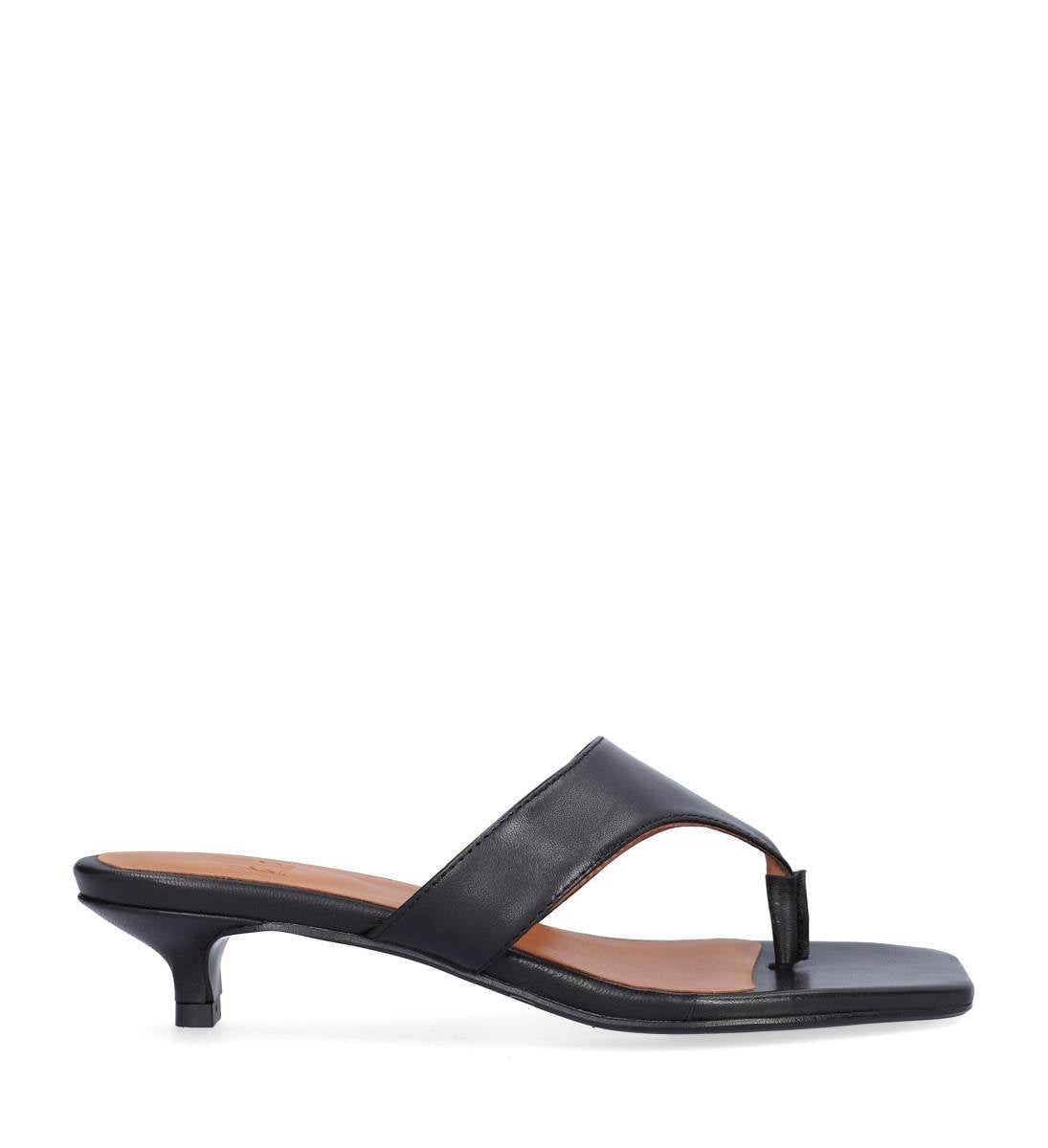 A9627 - Black Nappa
