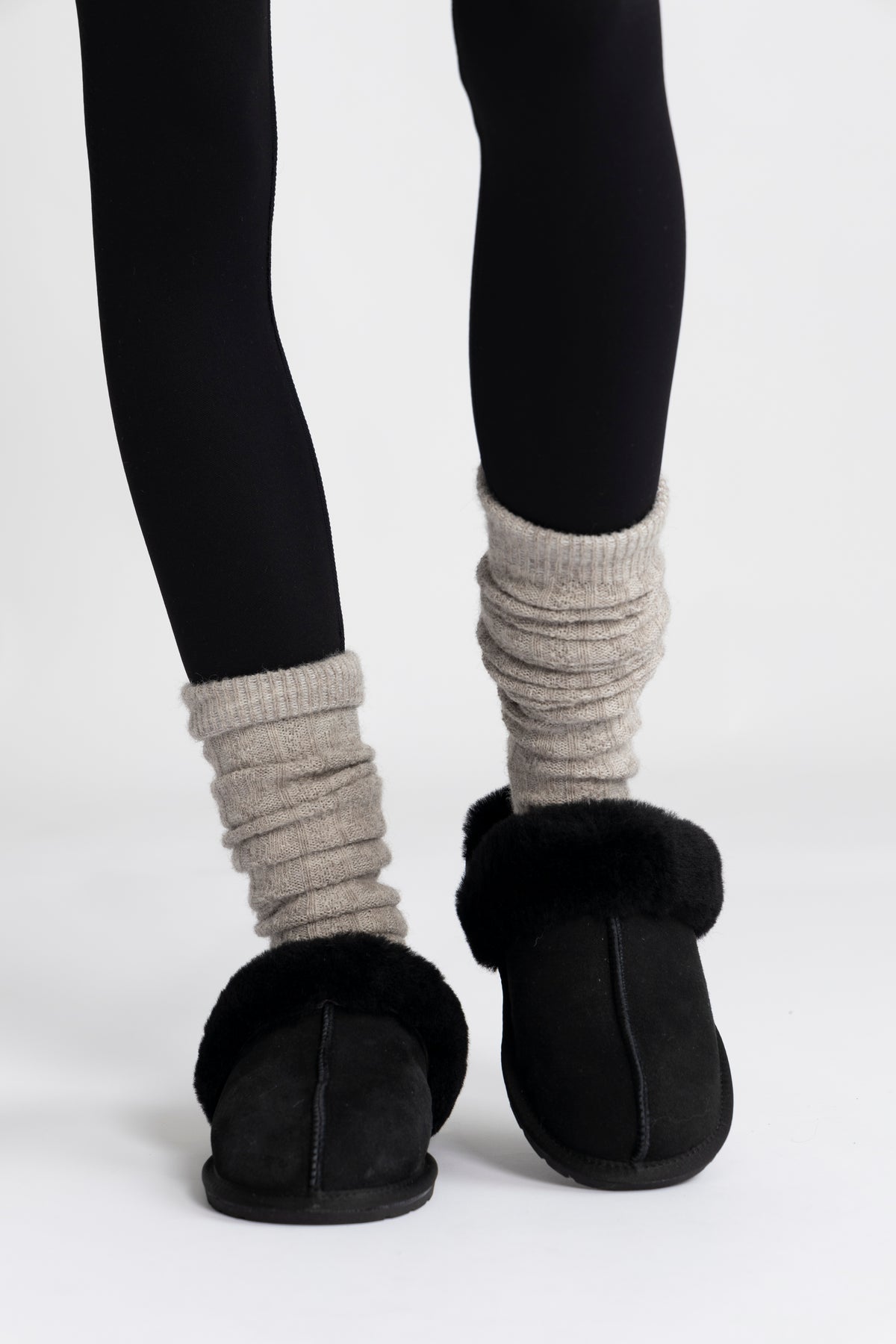 Selma Shearling Slippers - Black