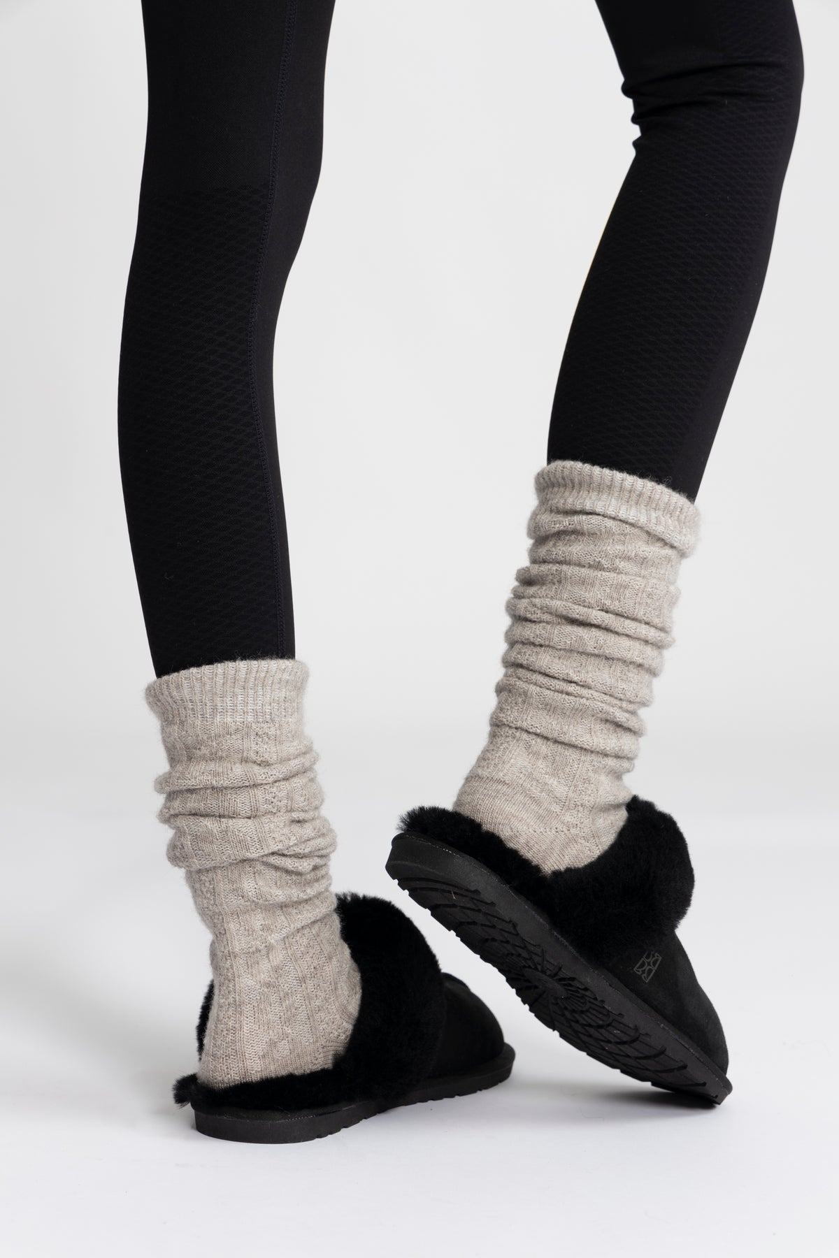 Selma Shearling Slippers - Black