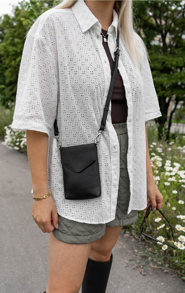 Carly Mobile Bag Grain - Black