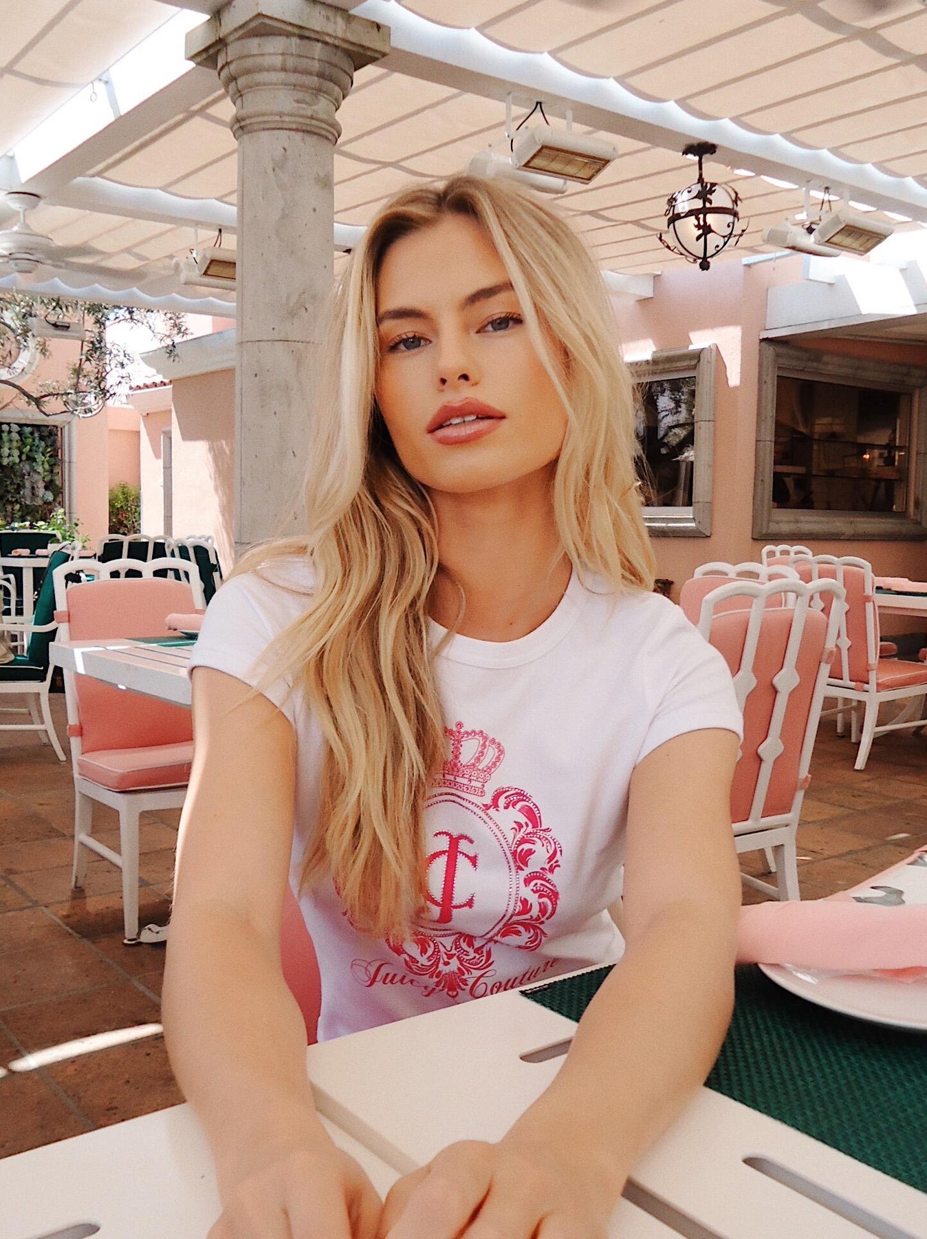 Heritage Crest Fitted T-Shirt - White