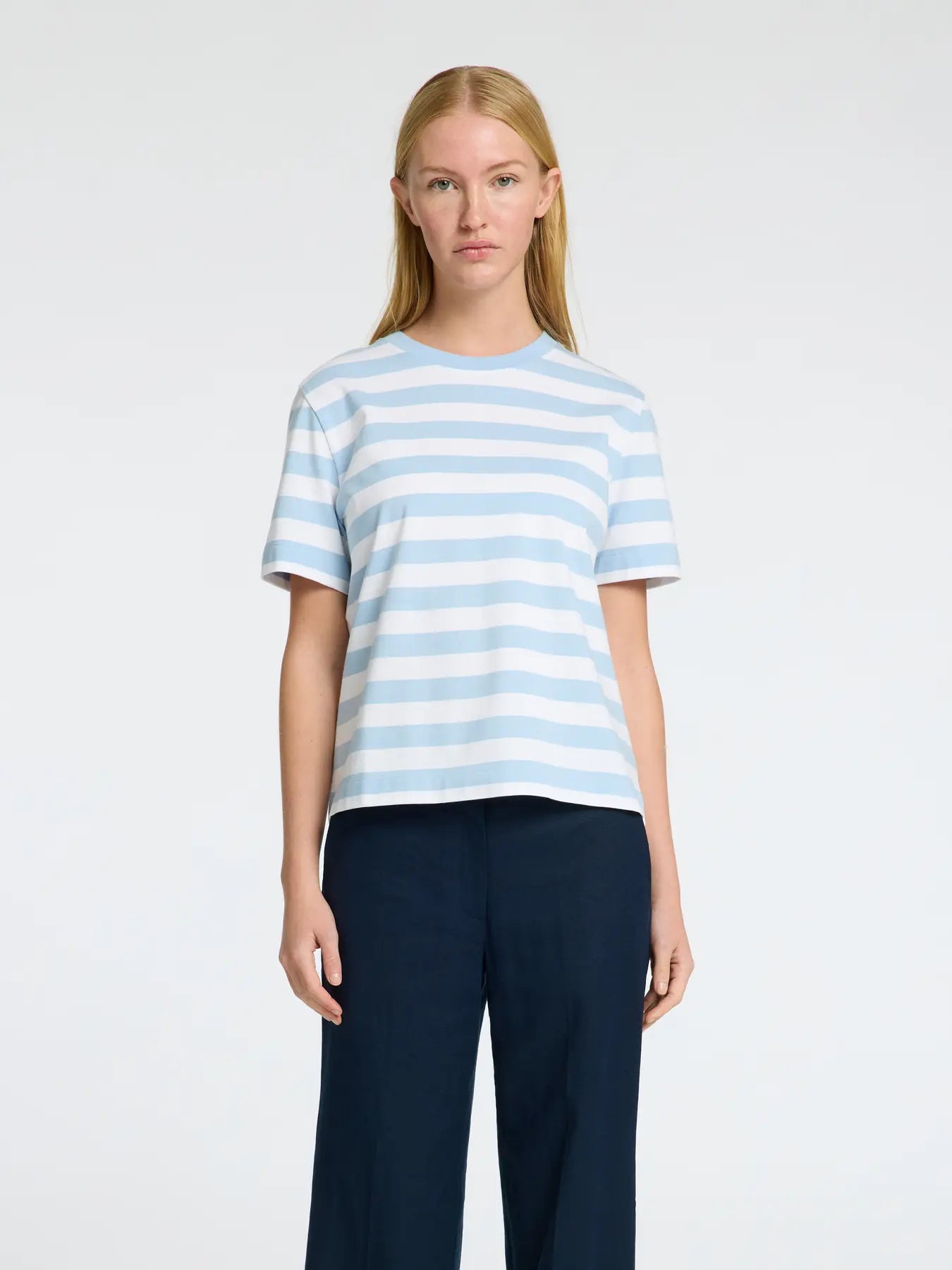 Essential Ss Striped Boxy Tee Noos - Cashmere Blue/Bright White - Wide