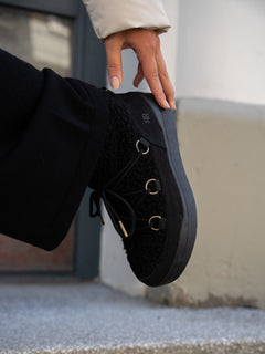 Cortina II - Black