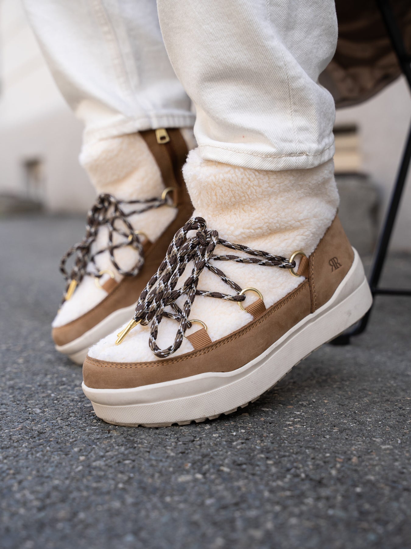 Cortina II - Tan