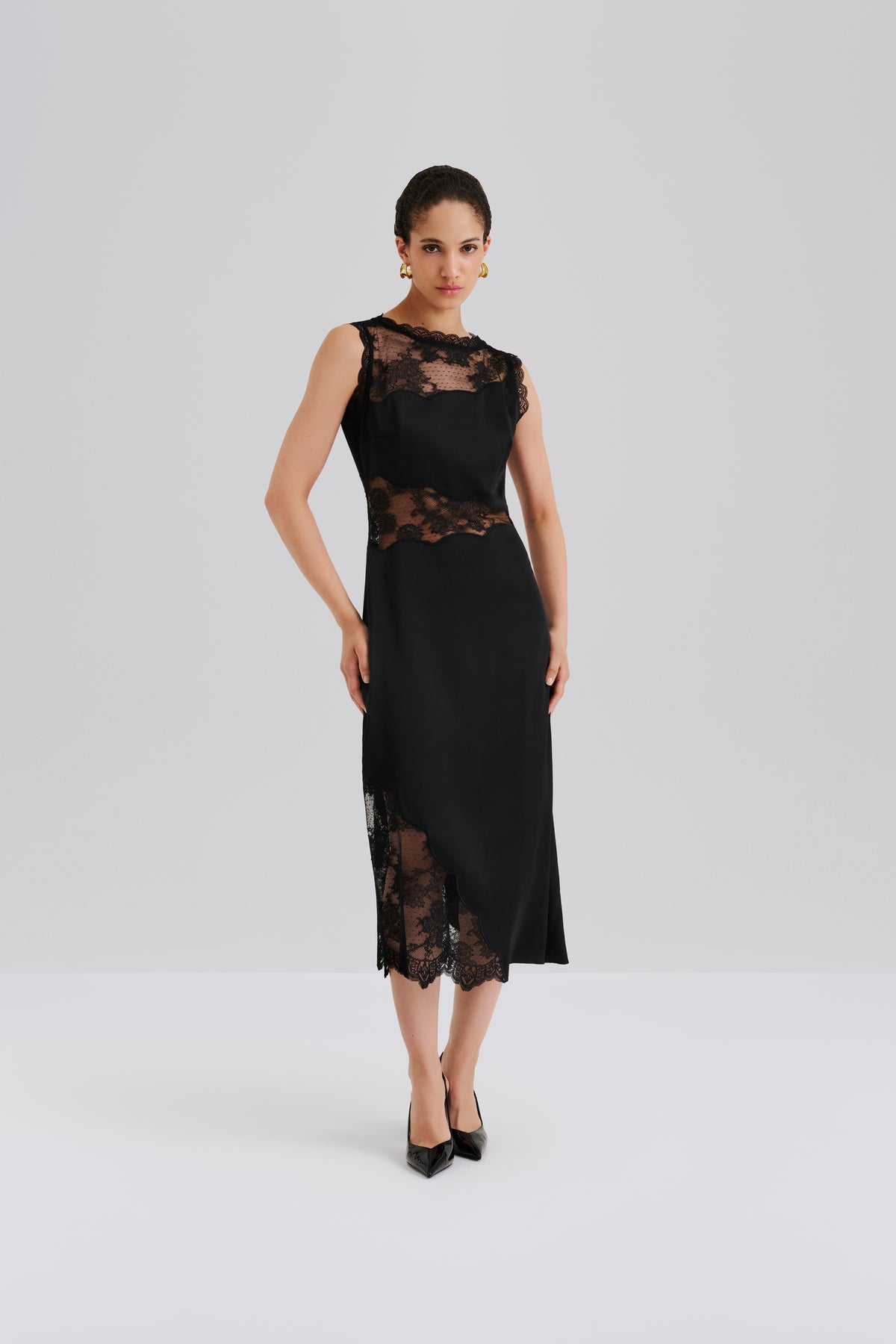 Desire Lace Trimmed Cut Out Midiklänning - Svart