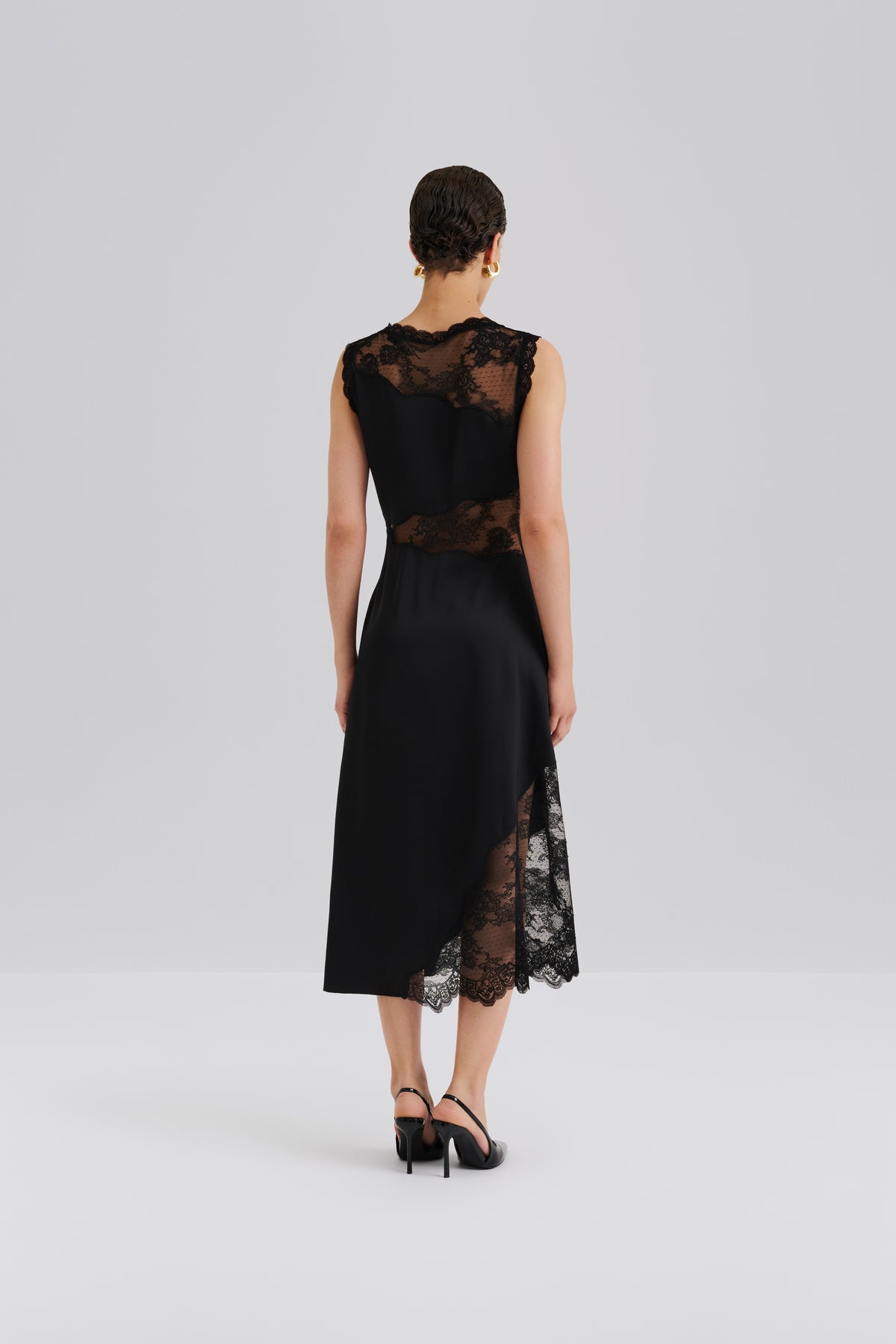 Desire Lace Trimmed Cut Out Midiklänning - Svart