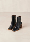 West Vintage - Black