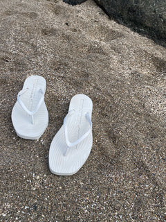 Envelope1976 X Sleepers - White
