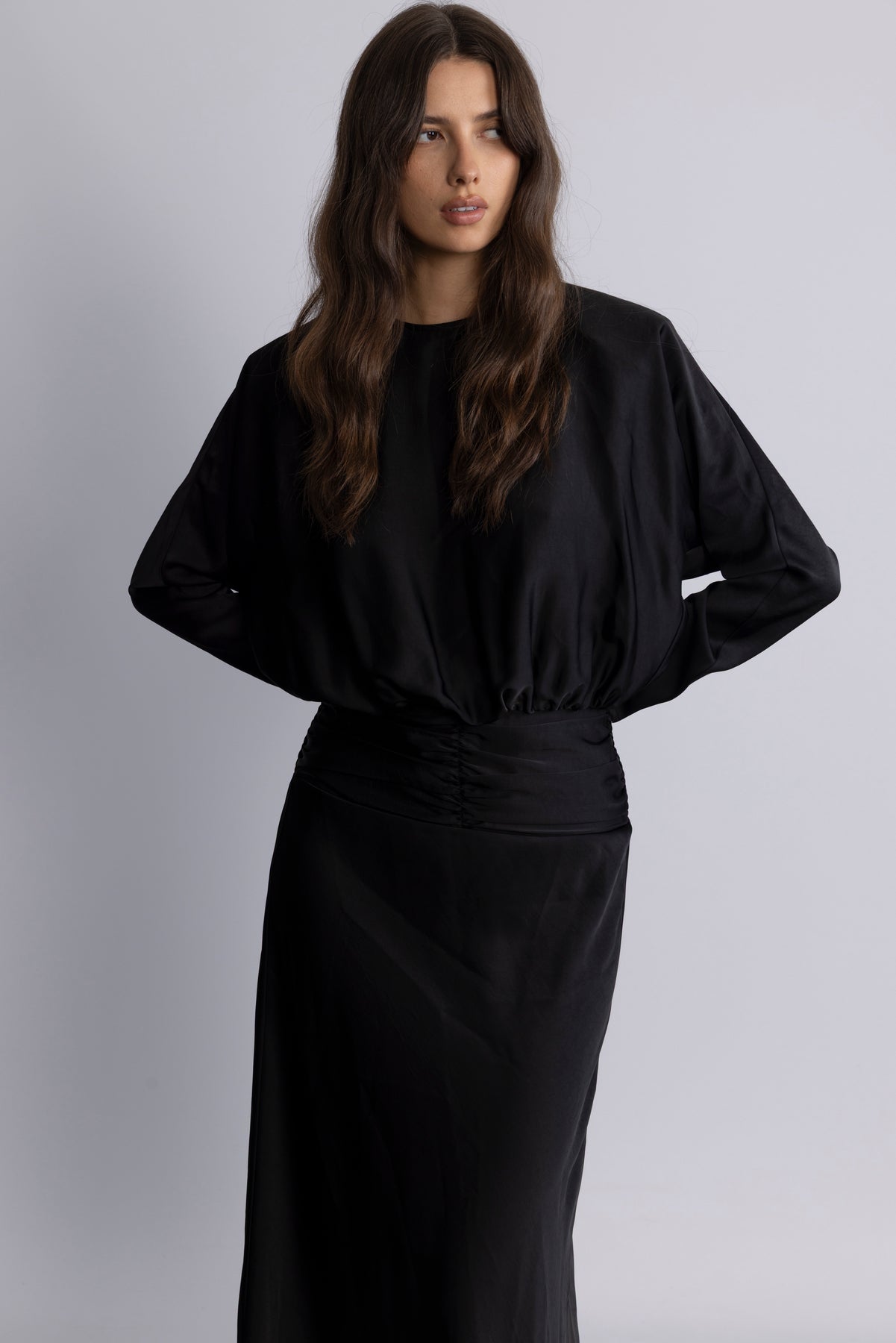 Billie Maxi Satin Dress - Svart