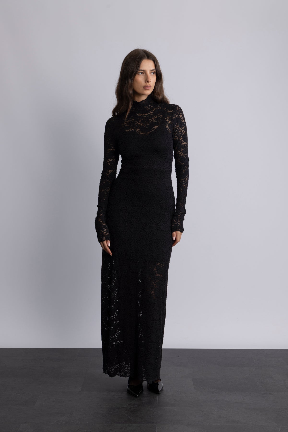Olivia Bodycon Maxi Lace Dress - Svart