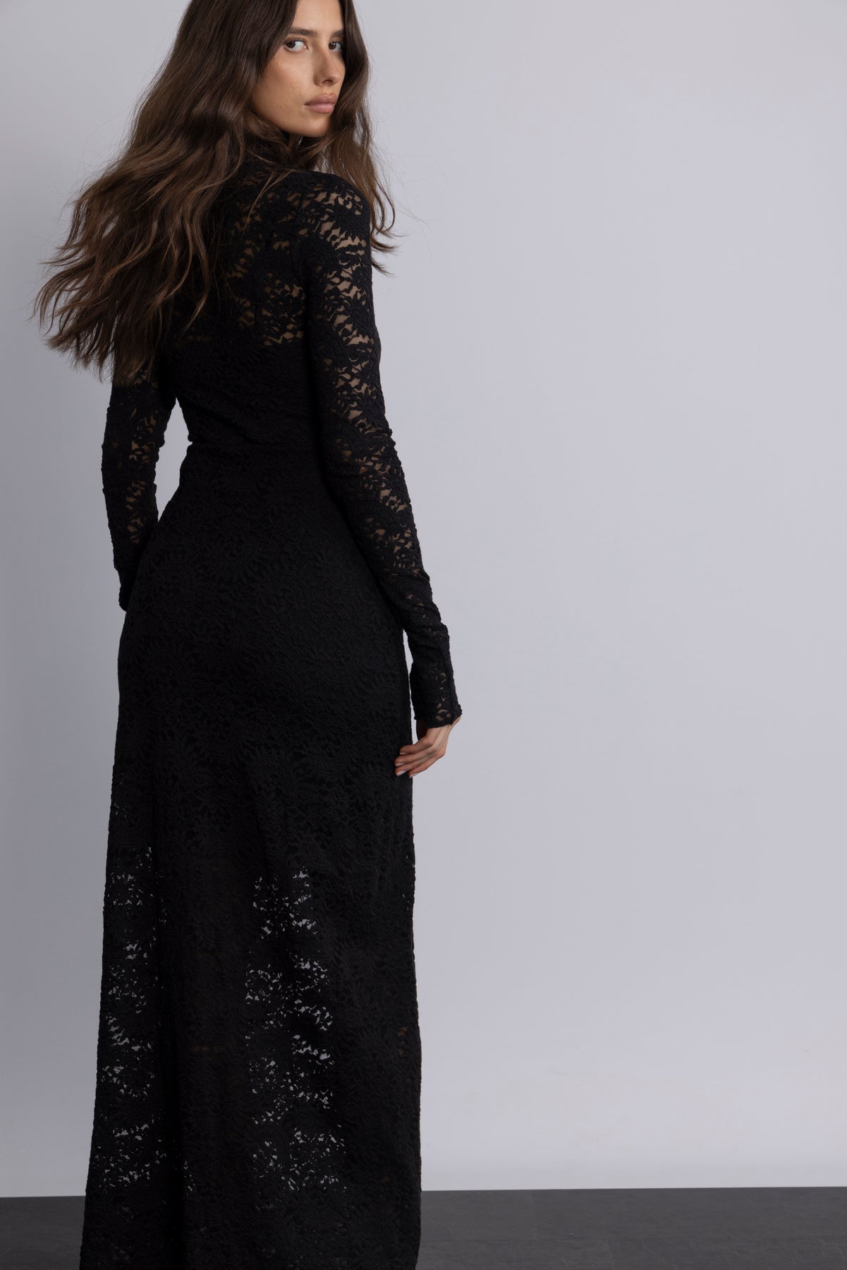 Olivia Bodycon Maxi Lace Dress - Svart