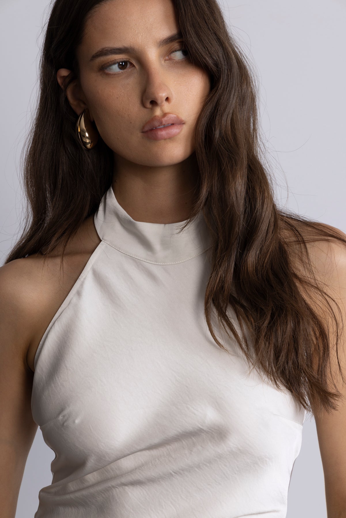Lola Satin Halter Maxiklänning - Creme