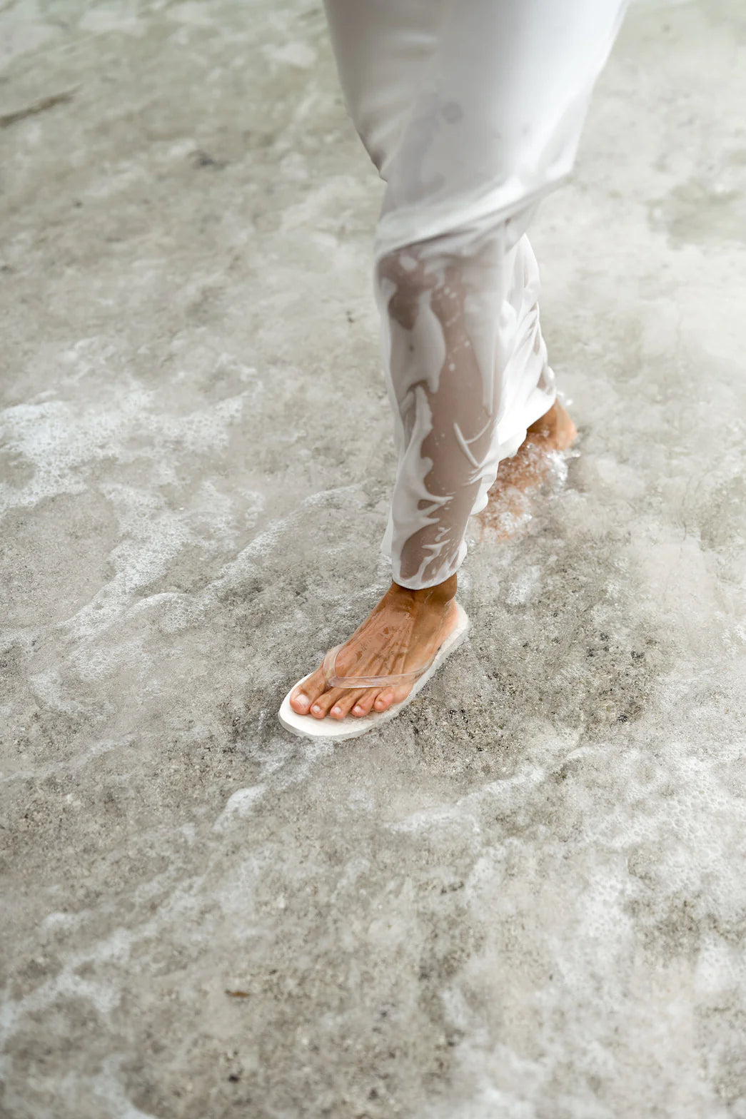Envelope1976 x Sleepers Flip-flops - Cream