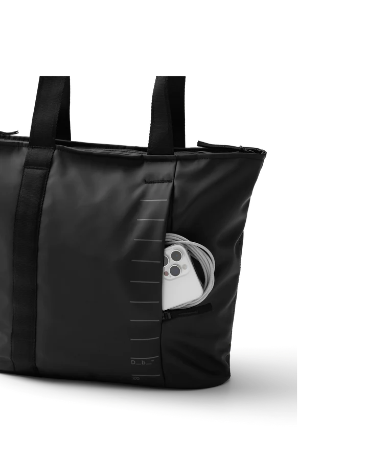 Essential Tote 20L - Black Out