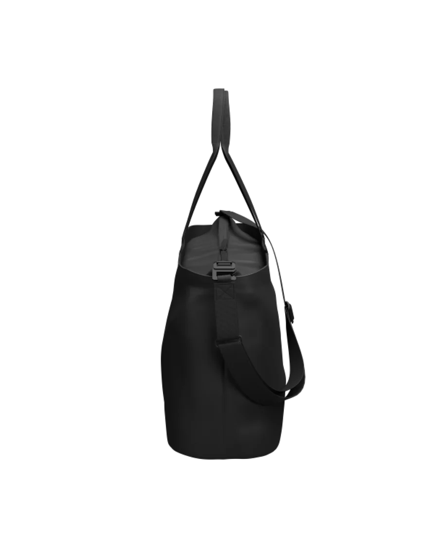 Essential Weekender 40L - Black Out