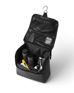 Essential Washbag M - Black Out