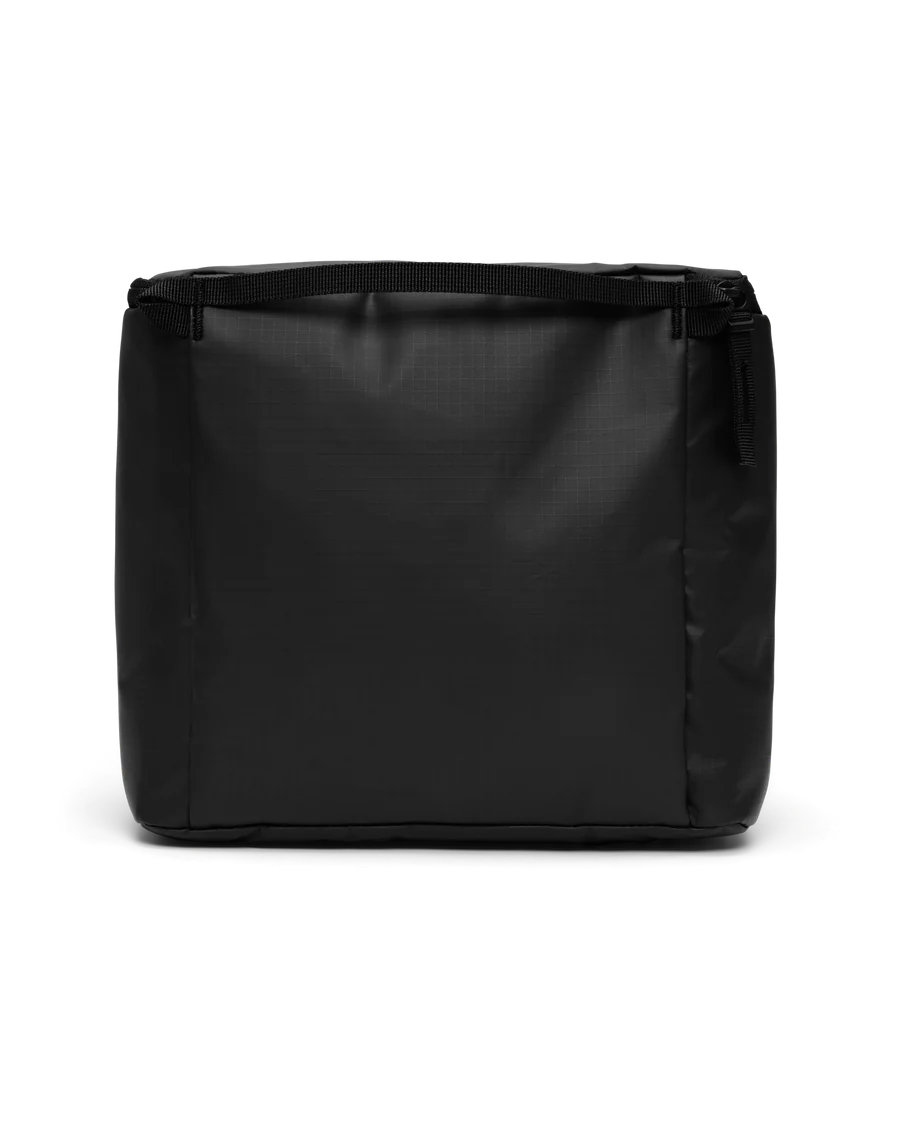 Essential Washbag M - Black Out
