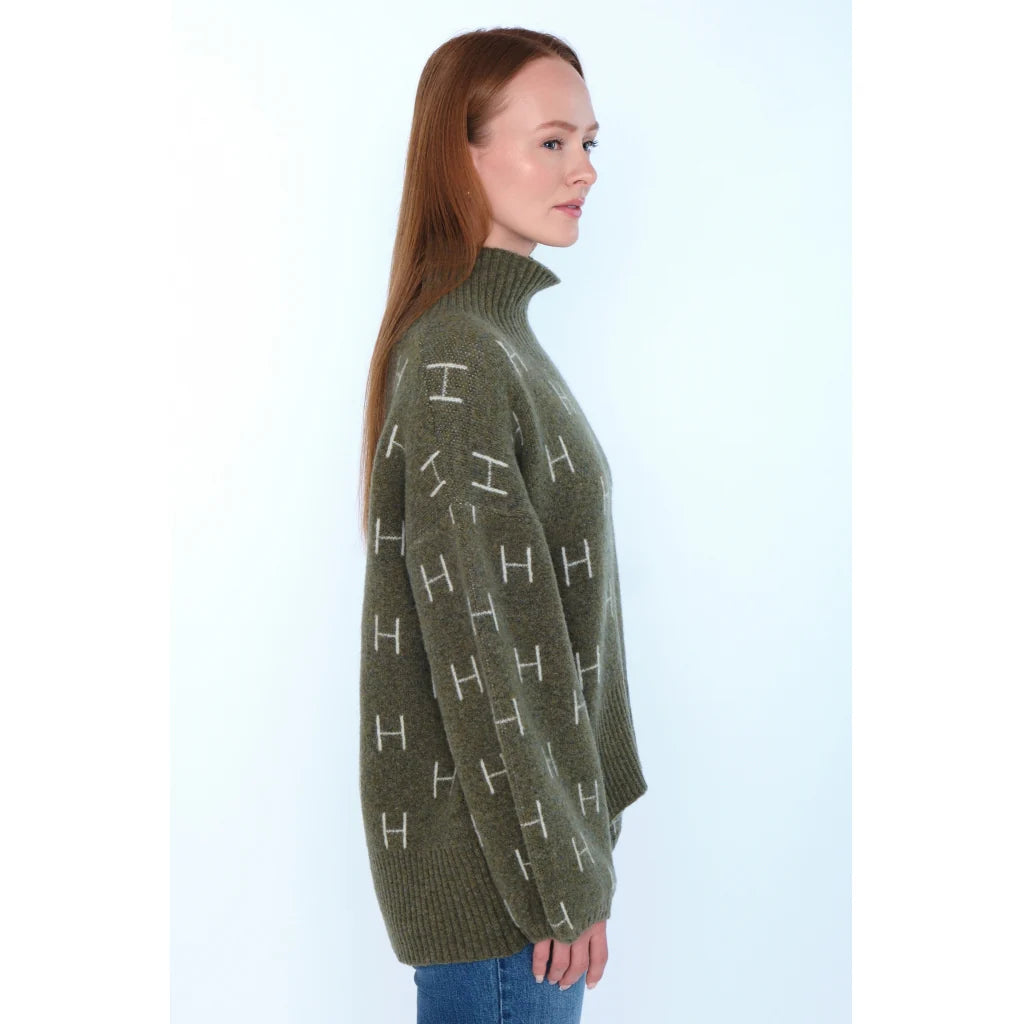 HÉST Fam Short Sweater - Winter Moss