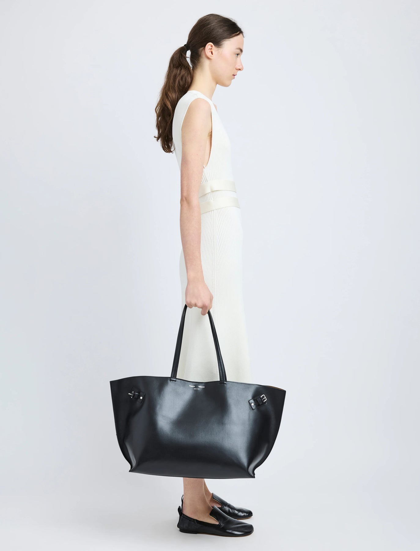 Days Carryall In Smooth Calf - Black
