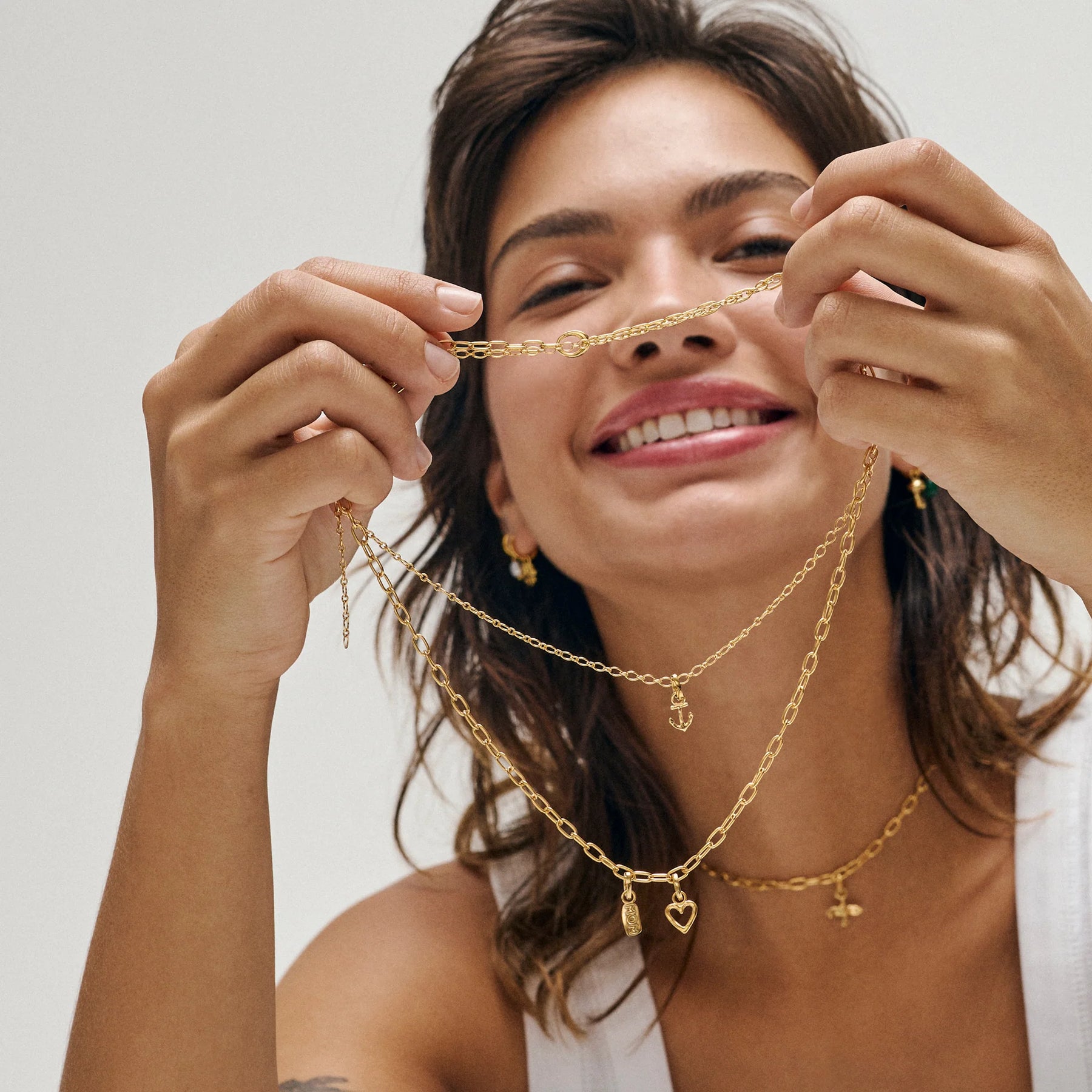 Medium Charm Halsband - Gold