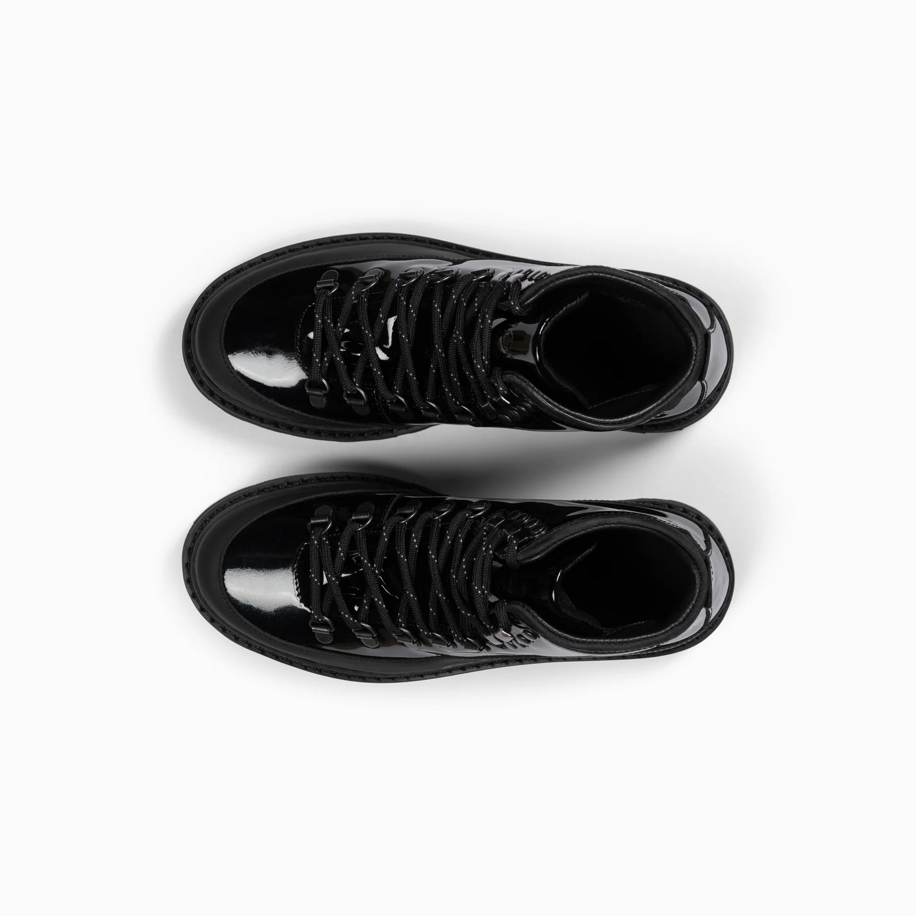 Hiking Core Cap Patent - Black
