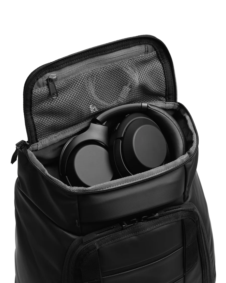 Hugger Backpack 25L - Sand Grey