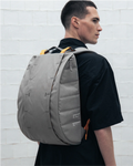 Hugger Base Ryggsäck 15L - Sand Grey