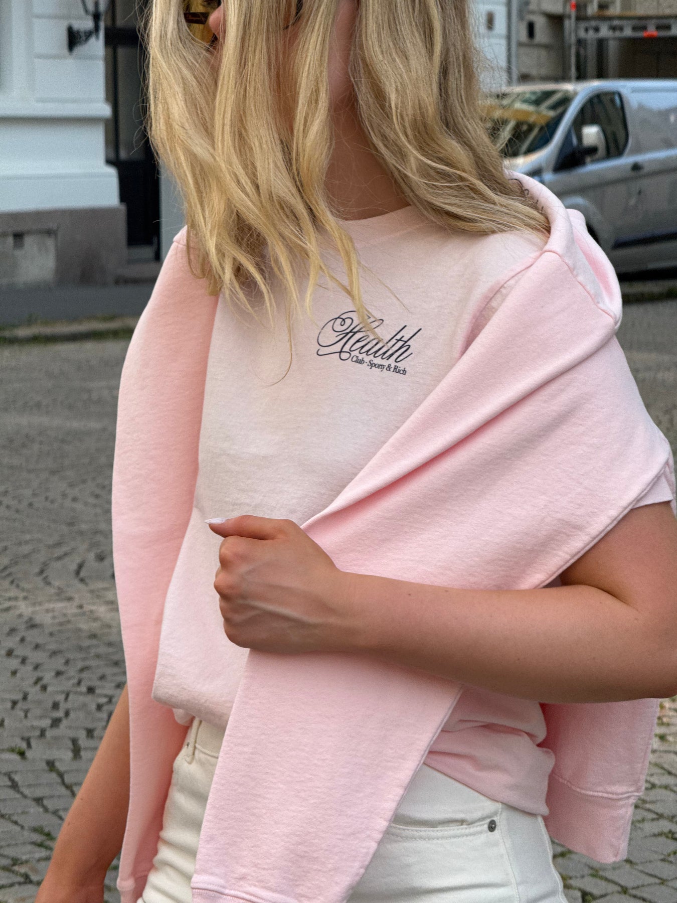 Sporty & Rich Health Script Crewneck - Pink Dolphin