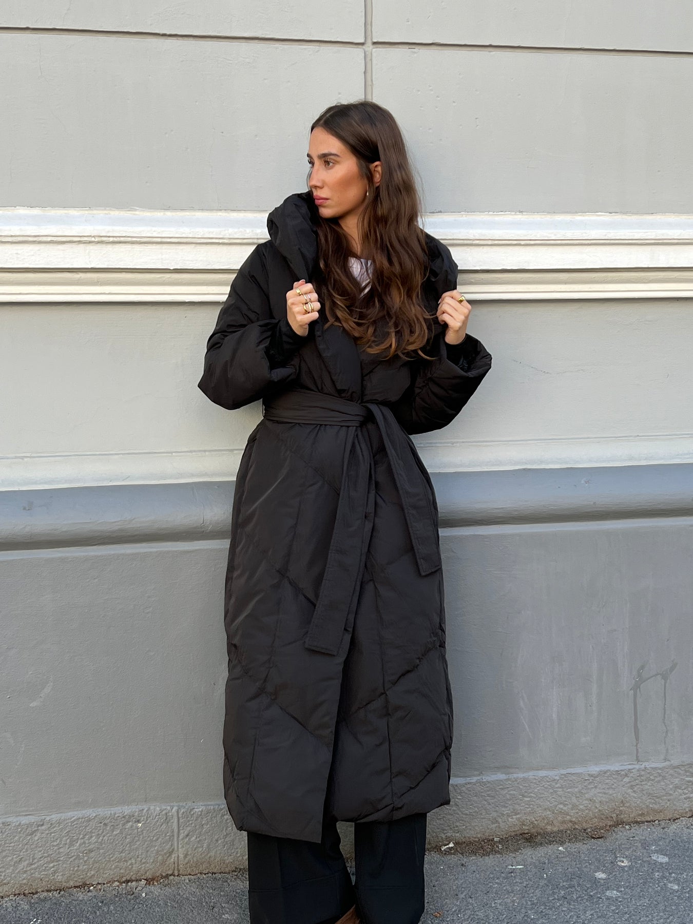 YazIW Long Coat - Black