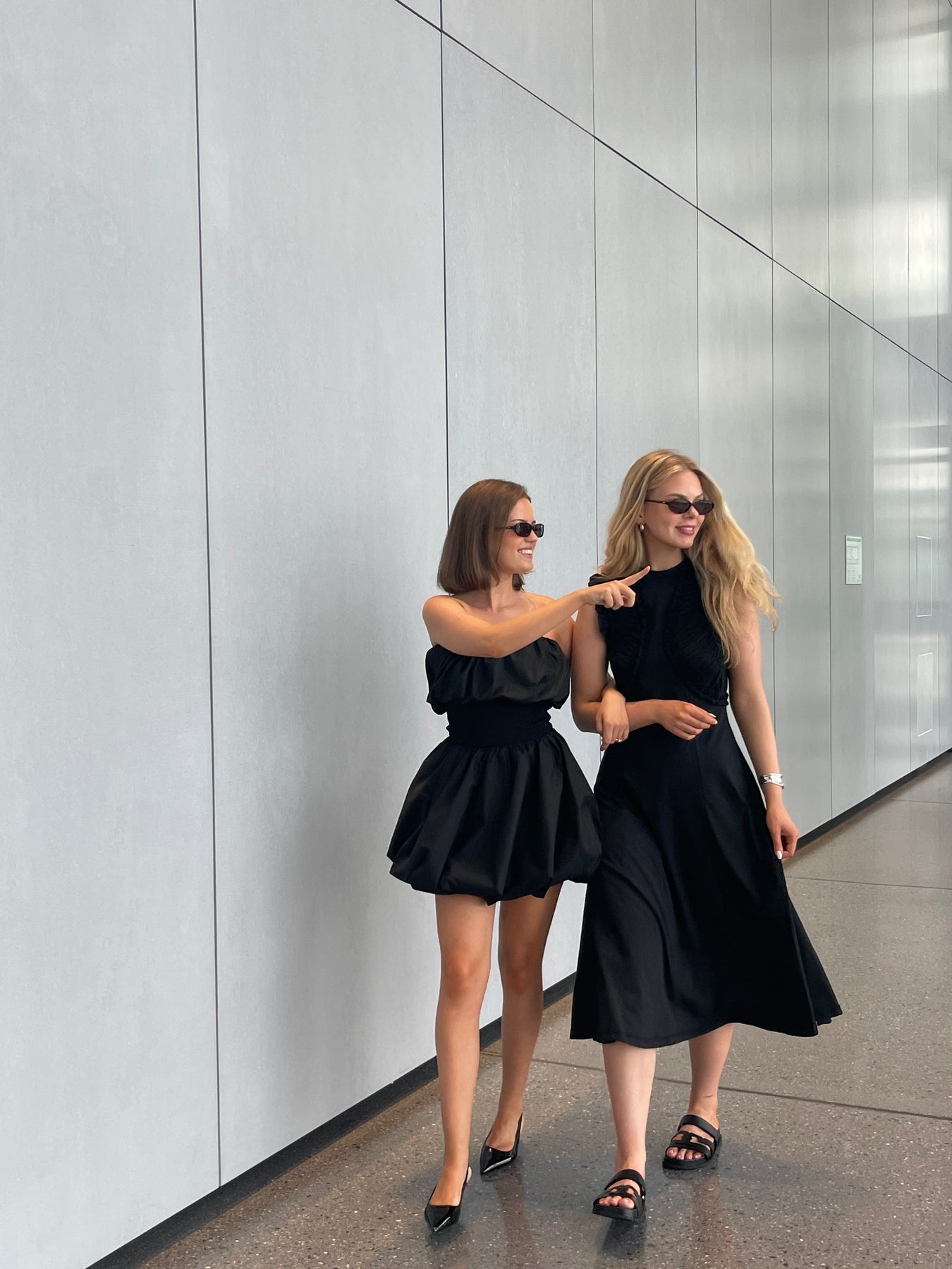 Mini Balloon Skirt - Svart