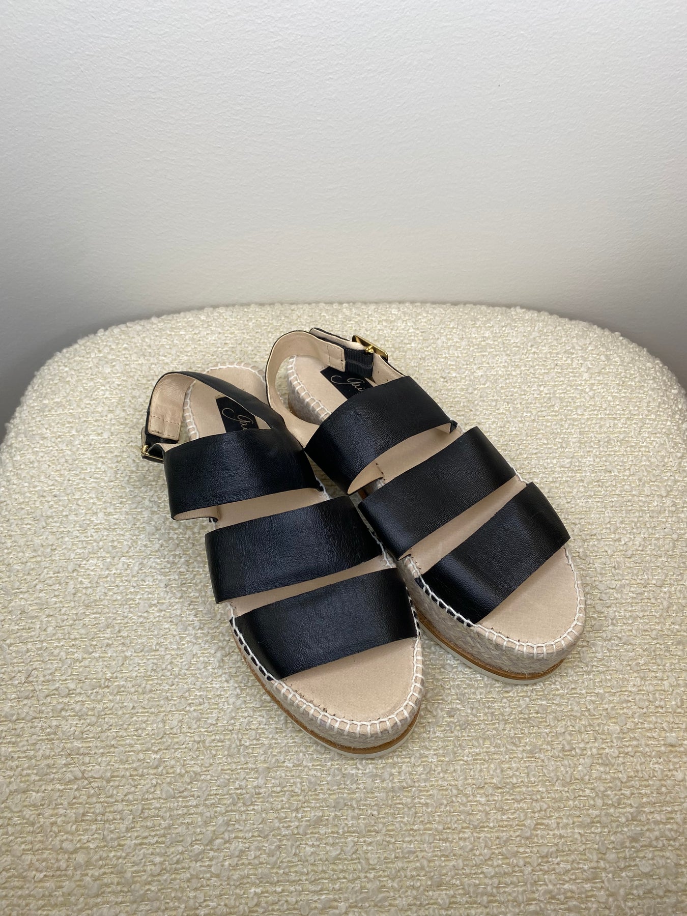 Jora Pharos - Negro