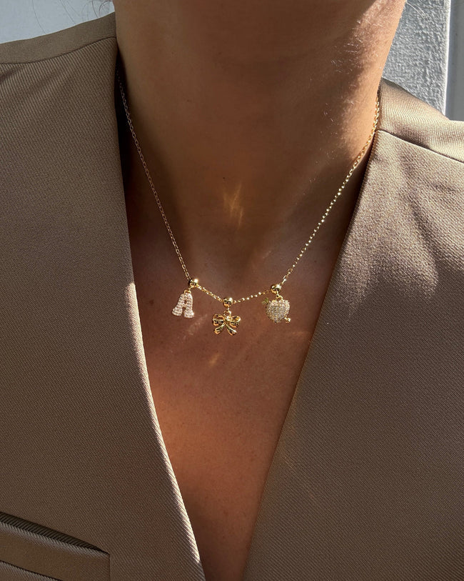 Letter Charm - Guld