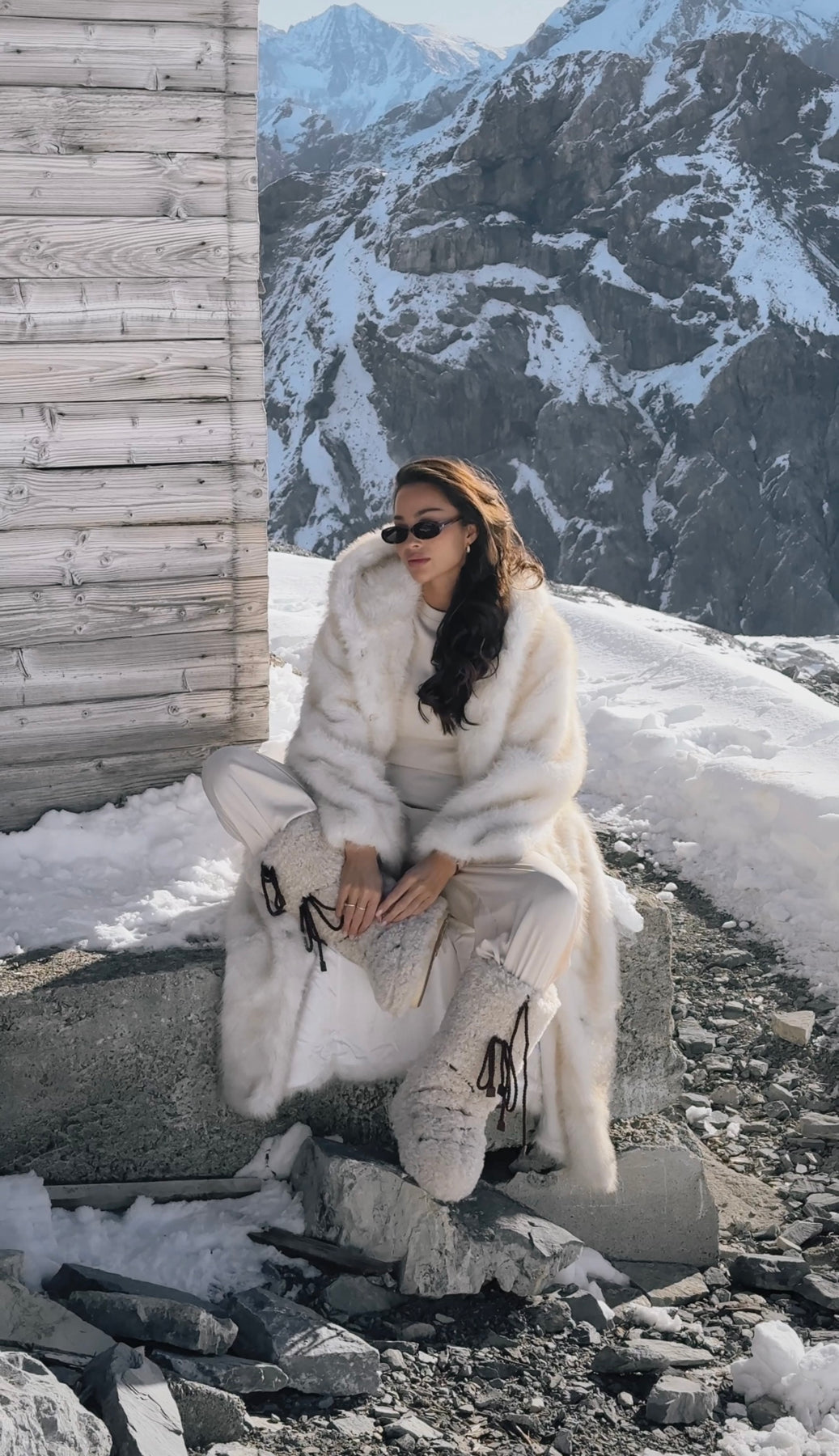 Astrid Faux Fur Coat - Creme