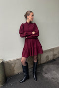 Liv Cord Solid Dress - Vinröd