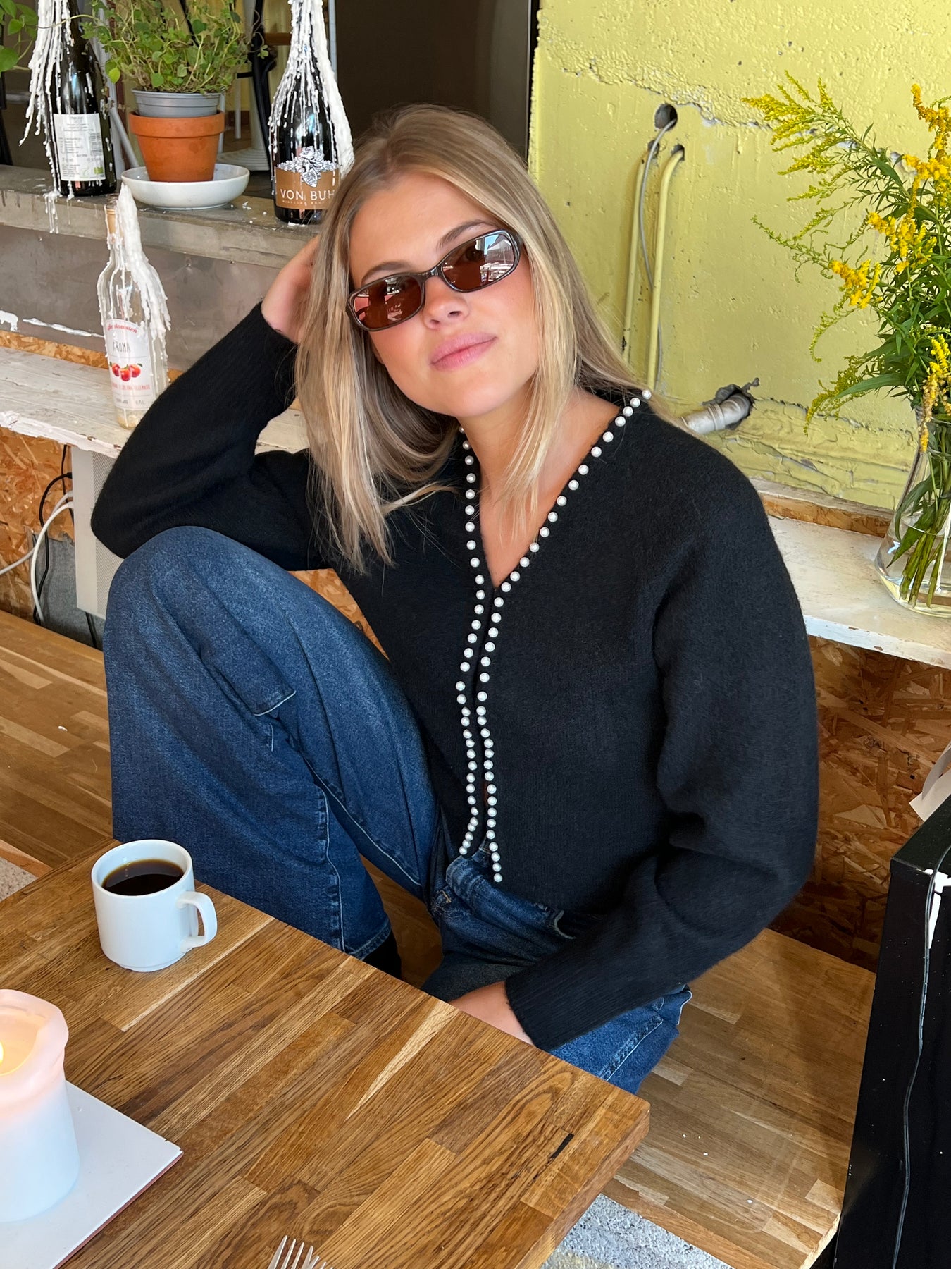 Sara Pearl Cardigan - Svart