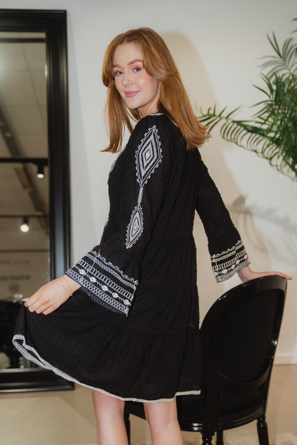 Tasha Embrodery Dress - Black