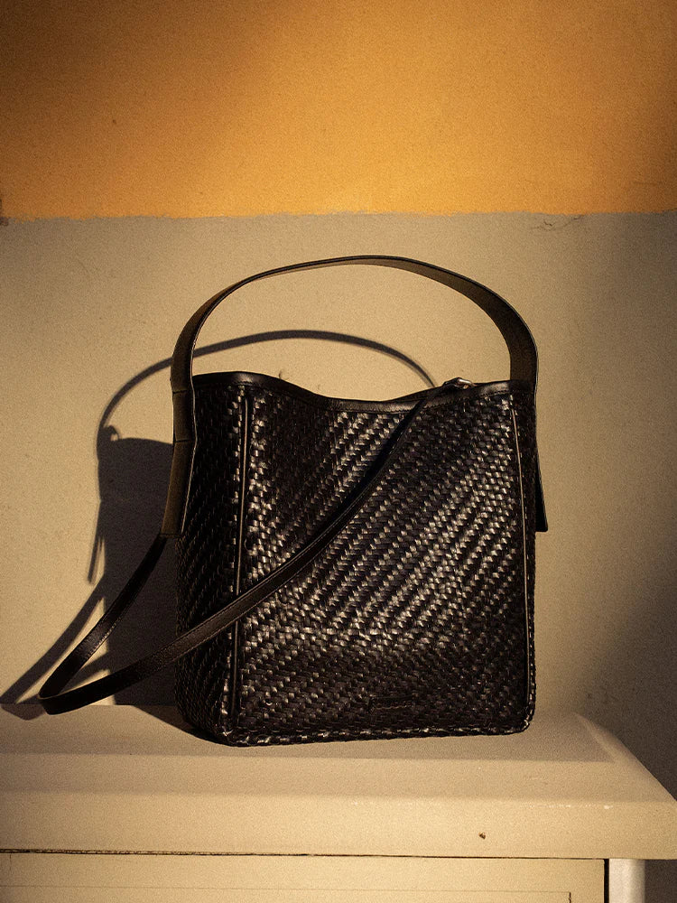 Iwa - Black Twill