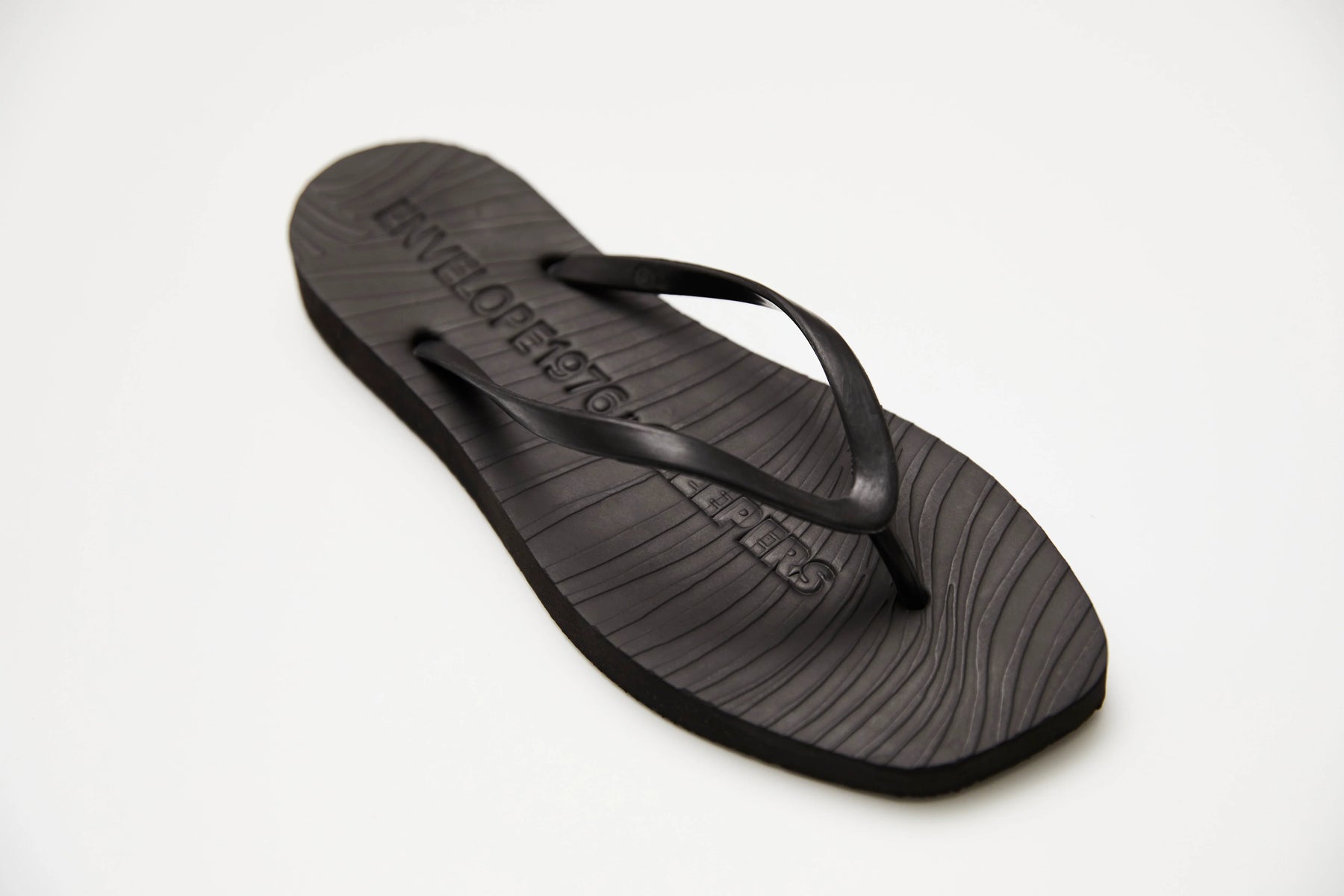 Envelope1976 x Sleepers - Svart