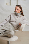James - Lt Beige