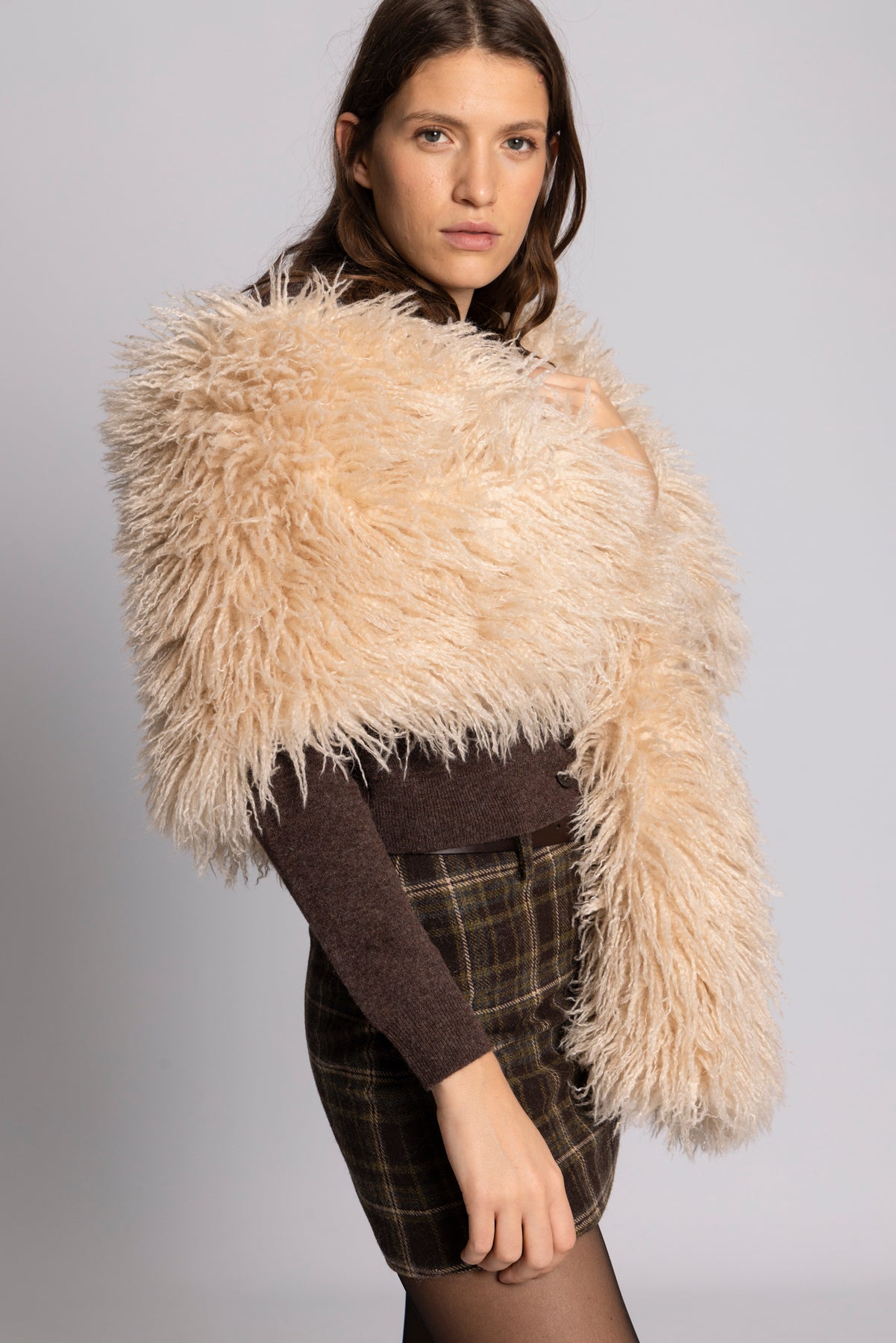 Lynn Faux Fur Maxi Shawl - Champagne
