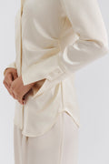 Janni Fitted Satin Shut - Vanilla