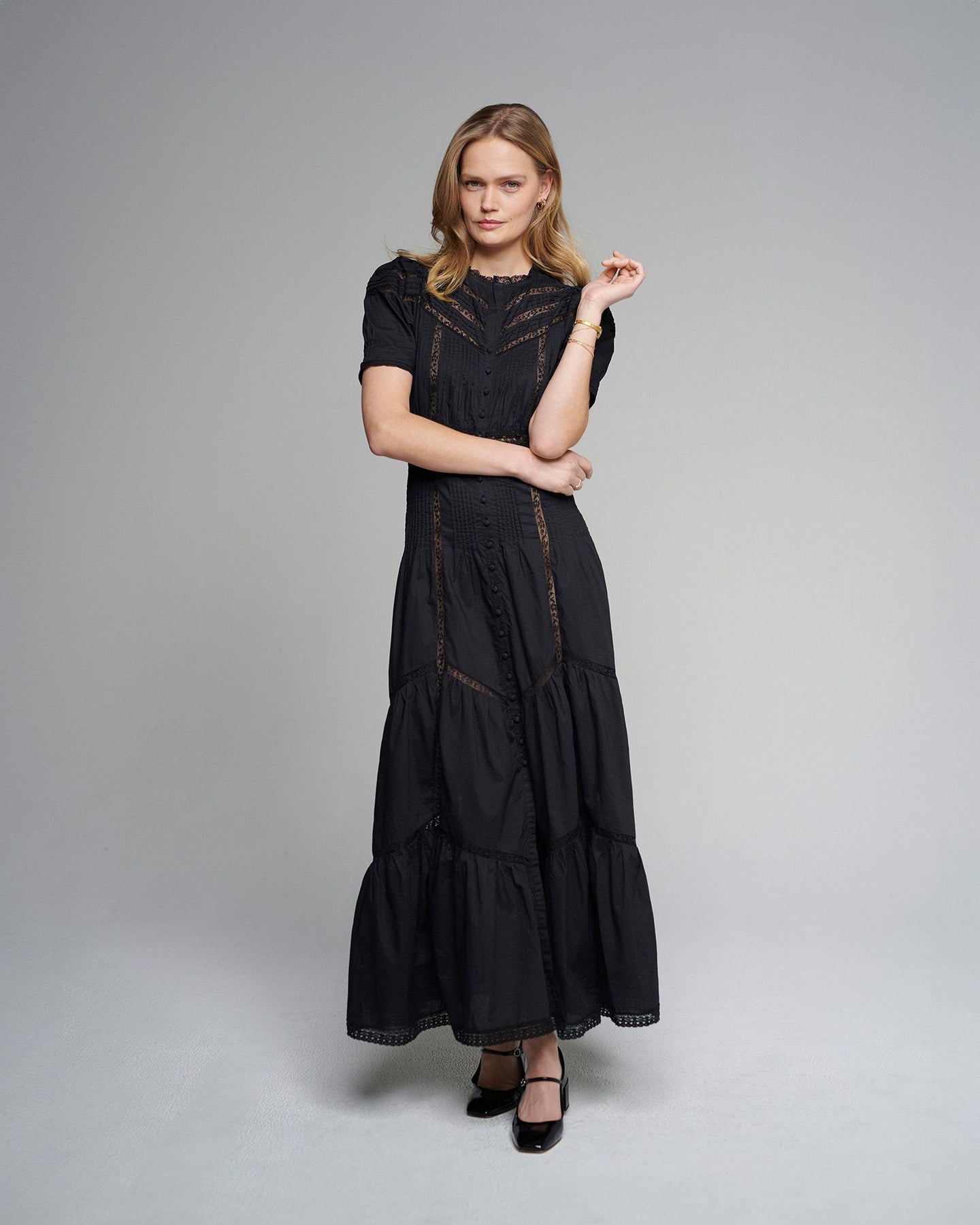 Willow - Black