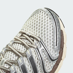 Adistar Control 5 - Cloud White/Core Black/Core White