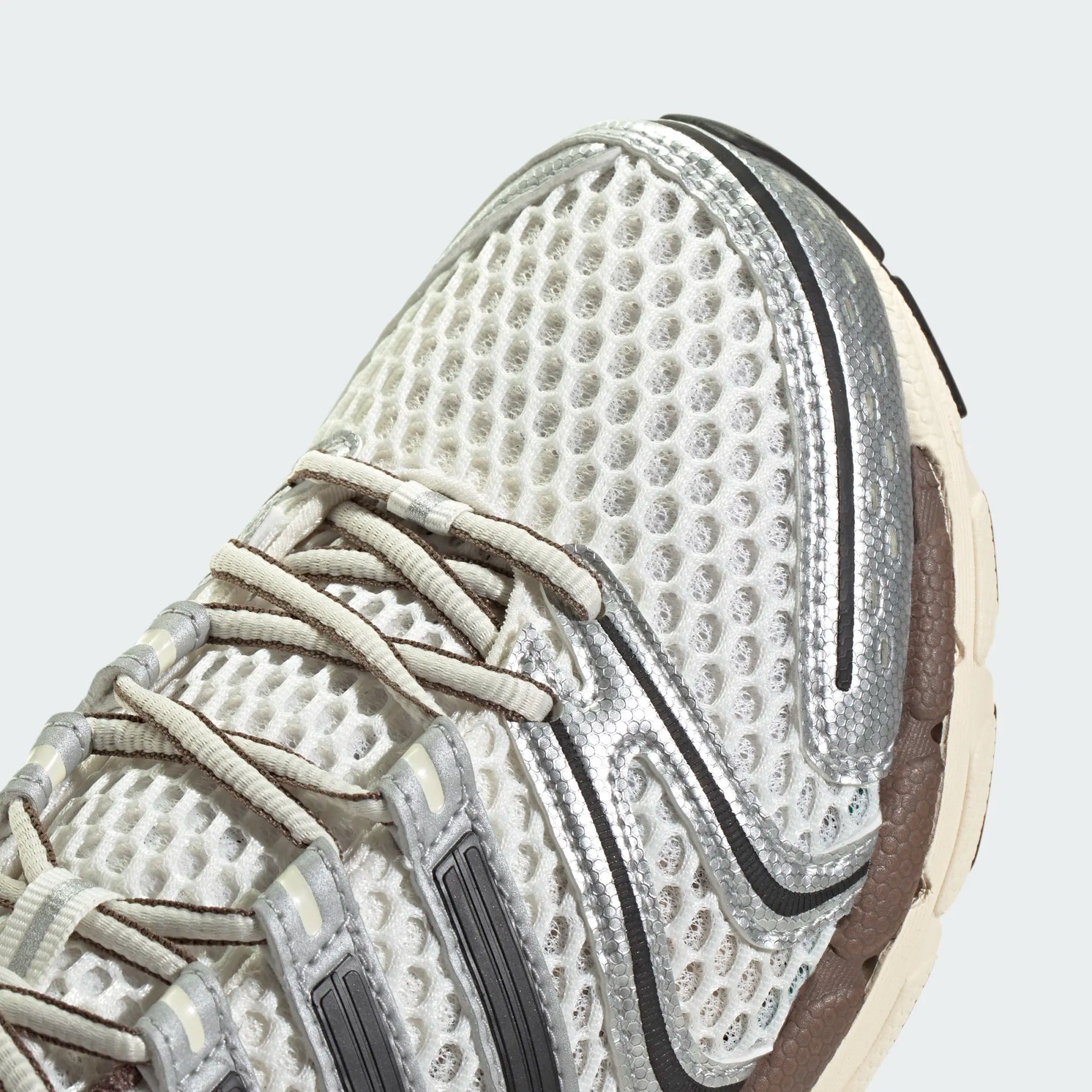 Adistar Control 5 - Cloud White/Core Black/Core White
