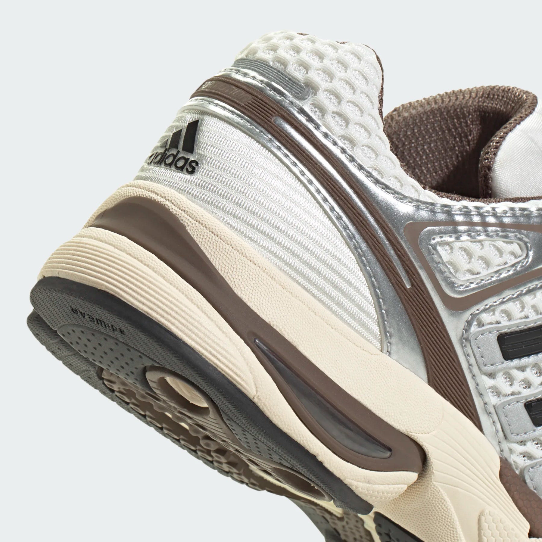 Adistar Control 5 - Cloud White/Core Black/Core White