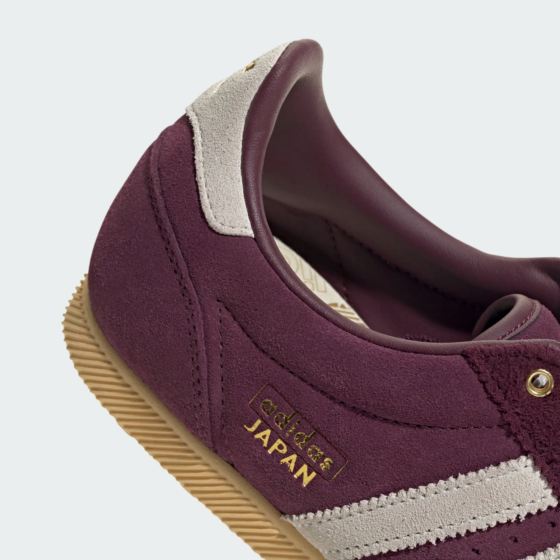 Japan W - Maroon/Crew White/Gold Metallic