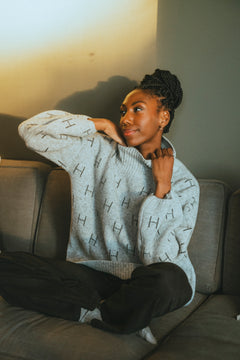 Fam Kort - Grey With Dark Details