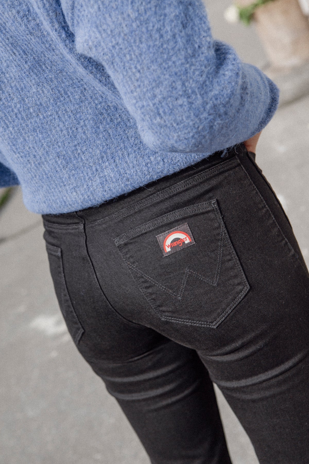 Flare - Retro Black