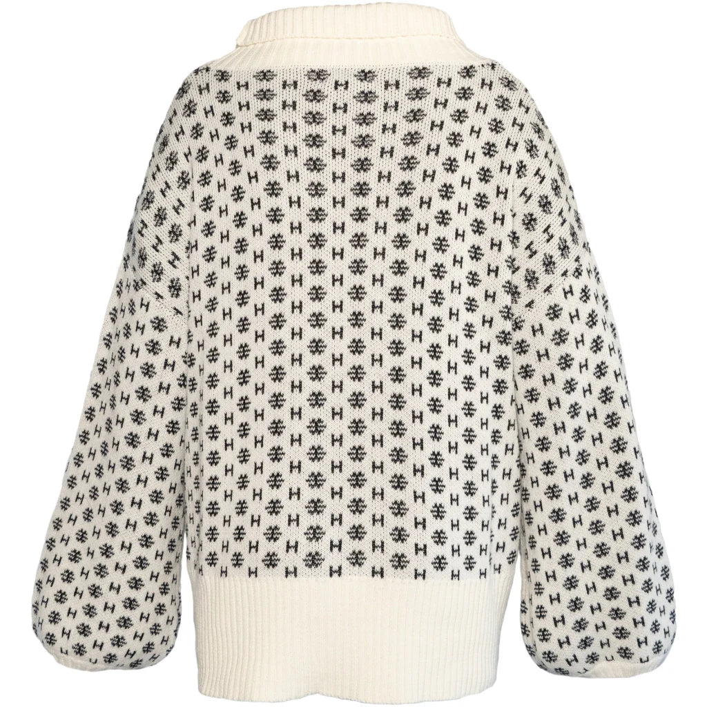 Logo Sweater - White Alyssum