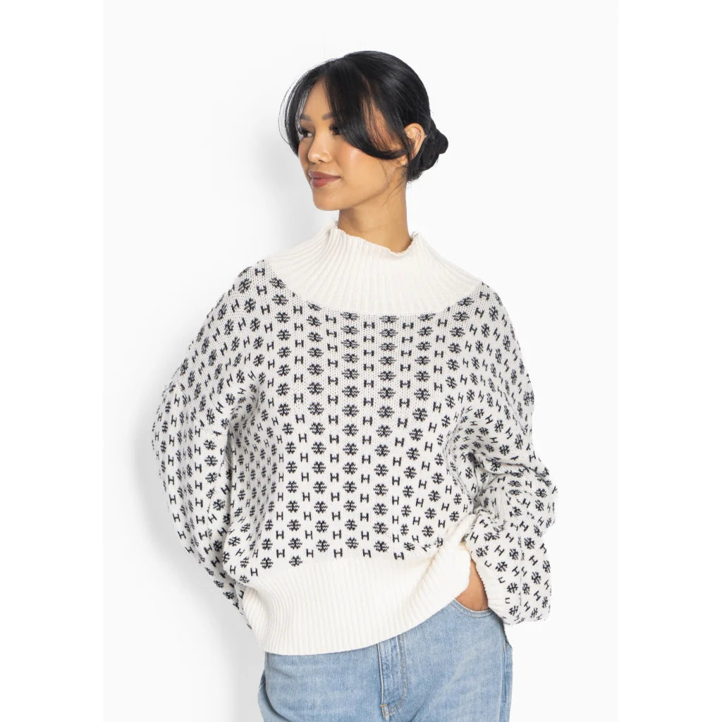 Logo Sweater - White Alyssum